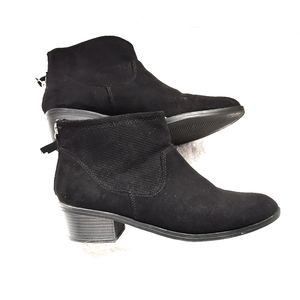 Women's size 9.5, black ankle boots, Arizona Jeans Co. brand, lightly used.